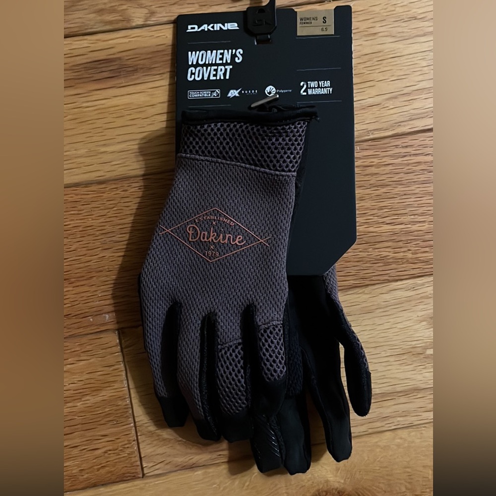 Dakine cycling gloves covert